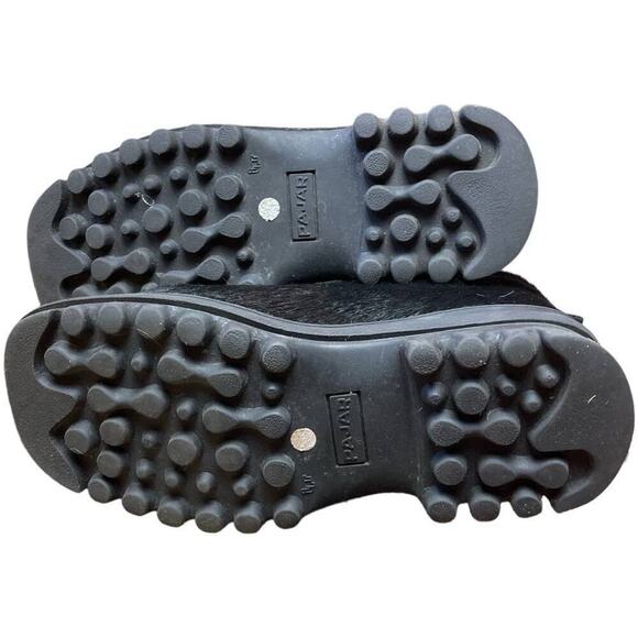 Pajar Black Leather Short Hair Low Heel Winter Booties Women's Size 7 - Picture 6 of 8